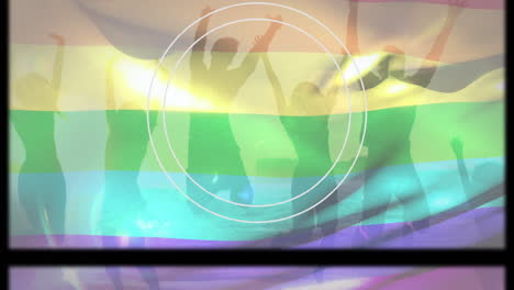 animación de pantallas en movimiento sobre la bandera del arco iris y personas saltando