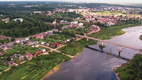 Río-Daugava-Cerca-De-La-Ciudad-De-Kraslava