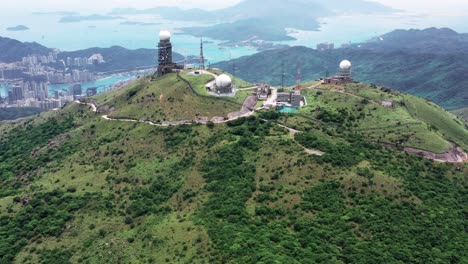 Día-Helado-En-La-Montaña-Más-Alta-De-Hong-Kong--tai-Mo-Shan