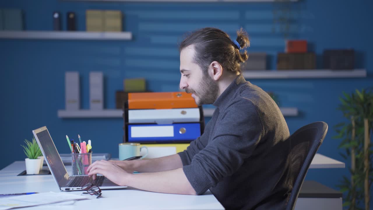 Portrait of man approving and accepting. Listening to news and announcements.