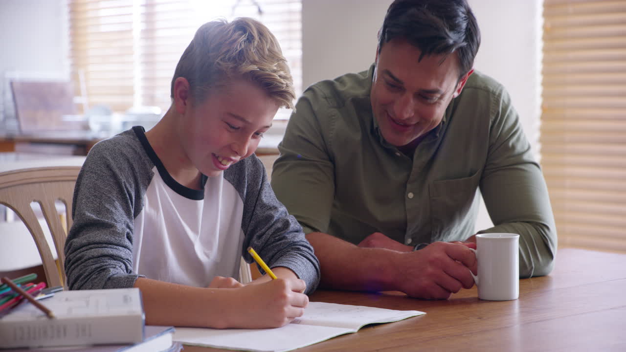 darles algo grande para imitar