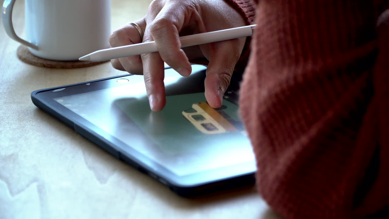 dibujar en una tableta con lápiz