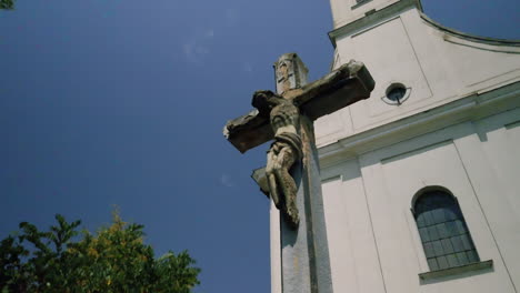 Alte-Landkirche-Im-Sommer-02