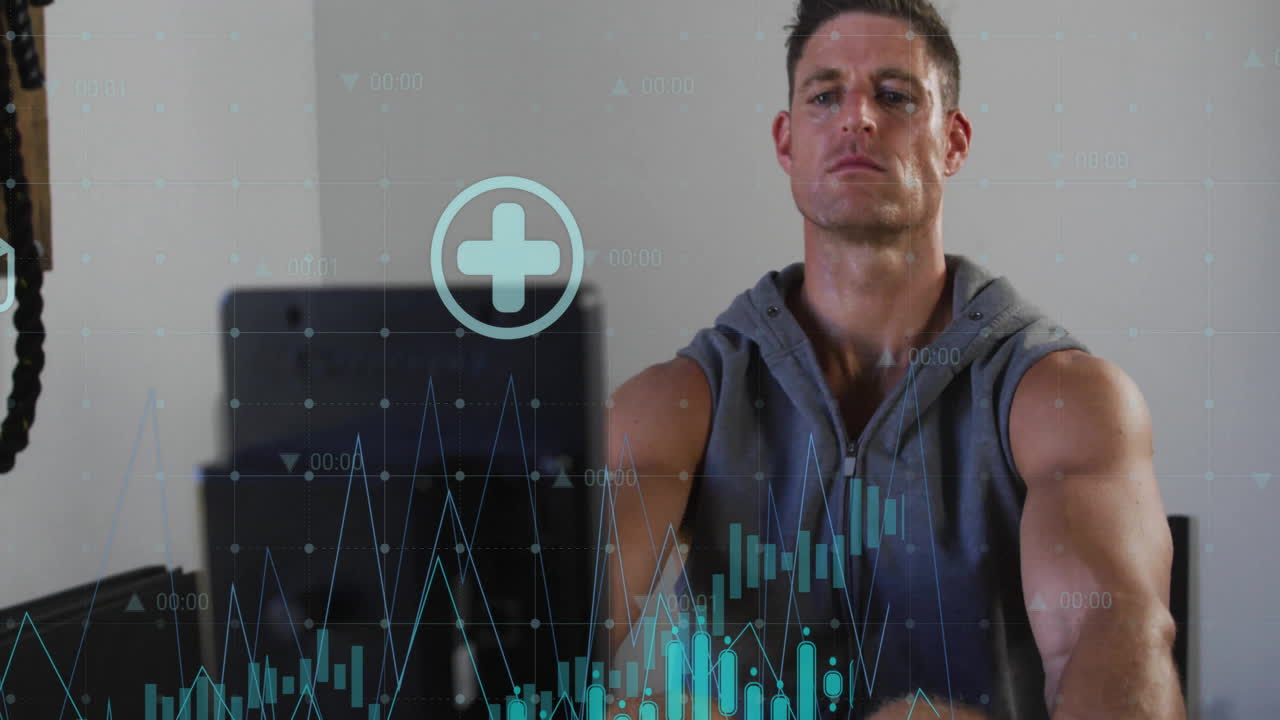 Animazione di dati fitness e monitoraggio della salute su un uomo muscoloso che si allena in palestra