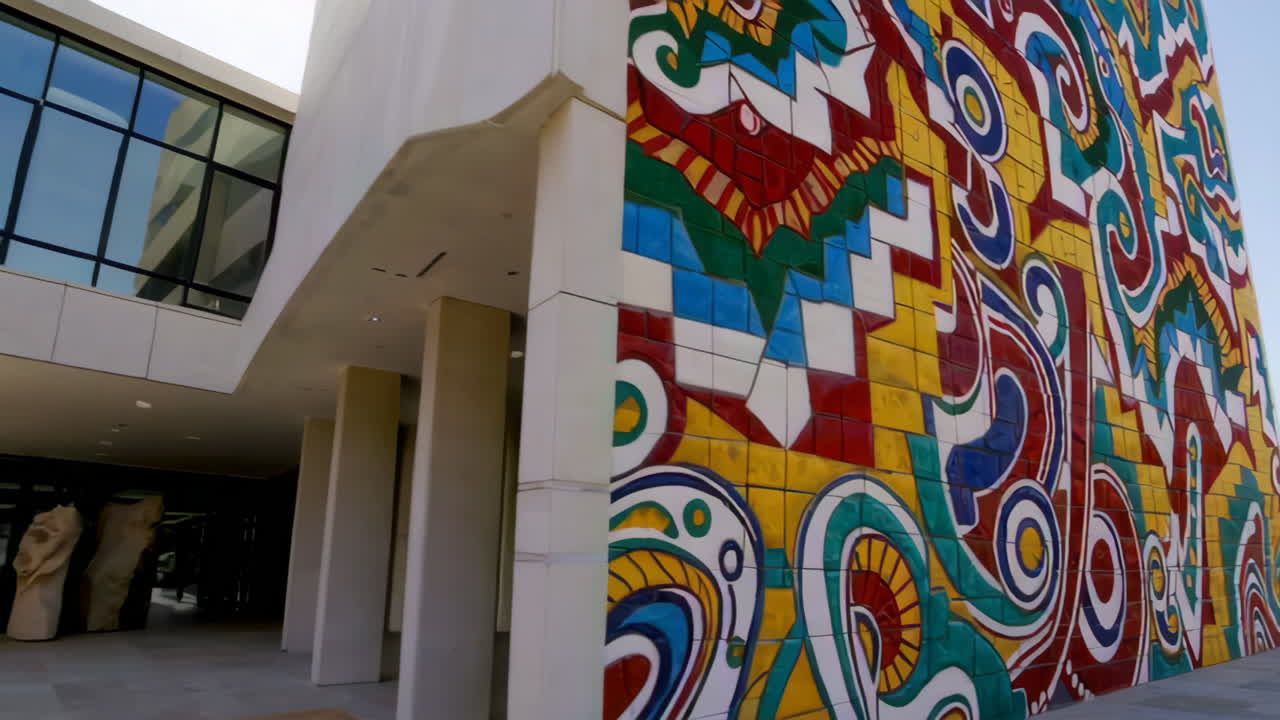 Modern Museum Building with Vibrant Mural