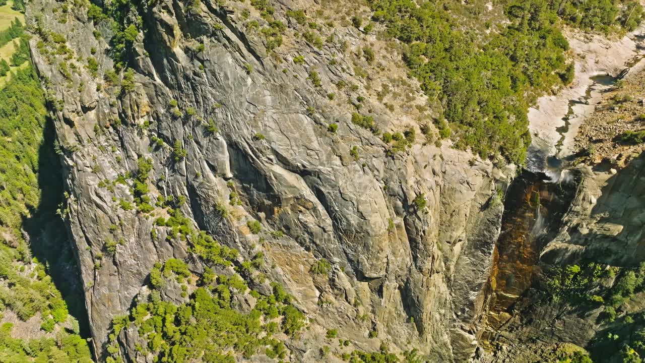 Amazing Bridalveil Fall in Yosemite National Park