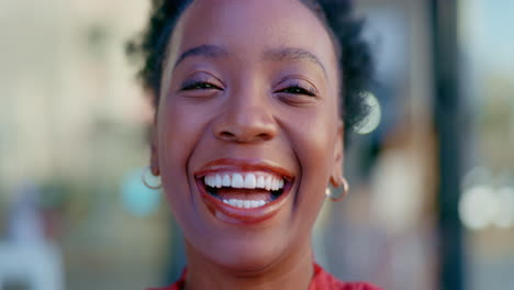 Face,-laugh-and-business-with-black-woman-in-city