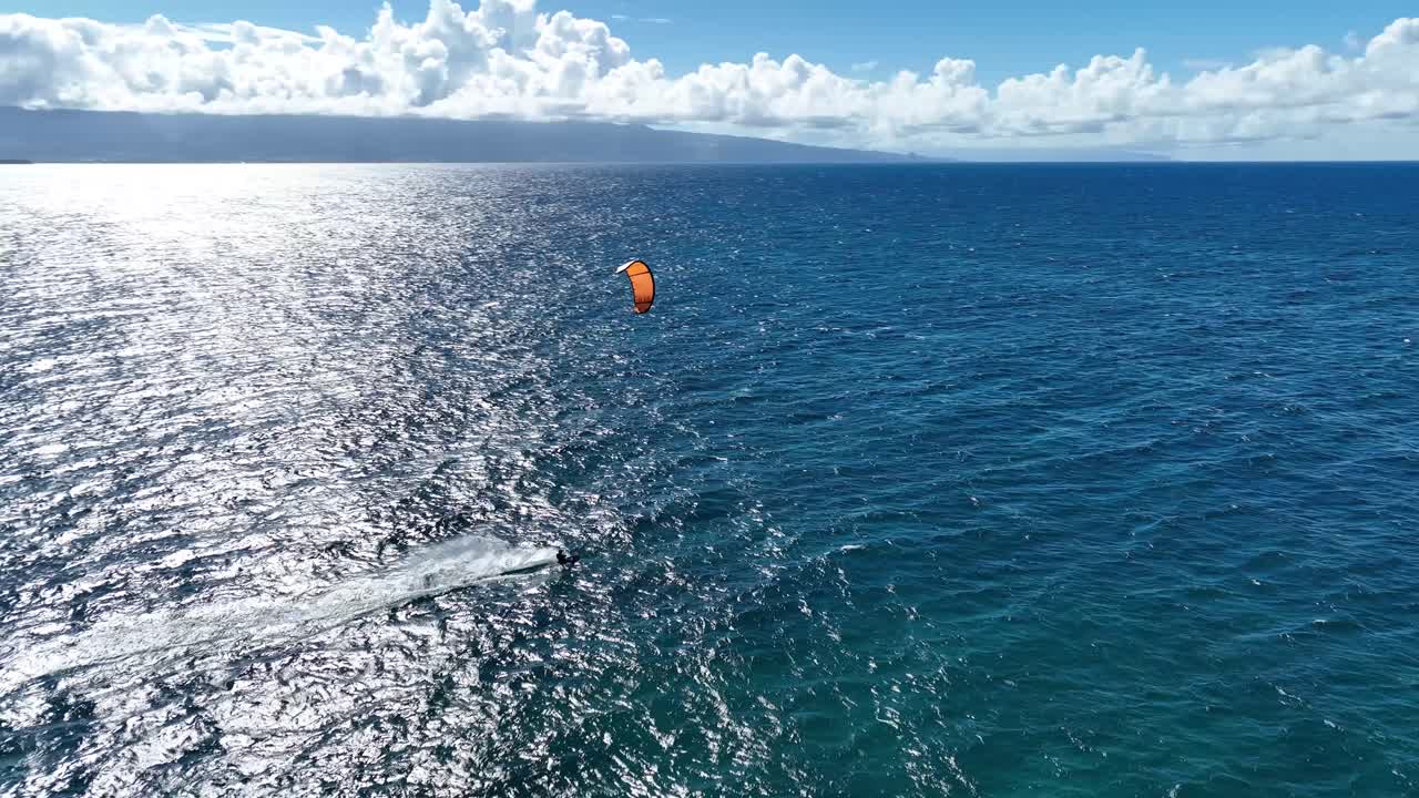 kitesurf en maui increíbles imágenes aéreas que muestran