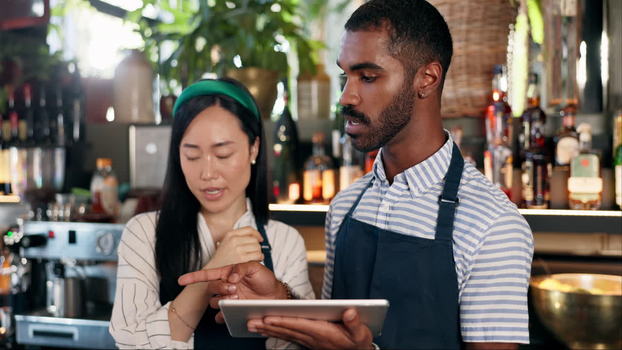 sesión de formación para el personal de los restaurantes