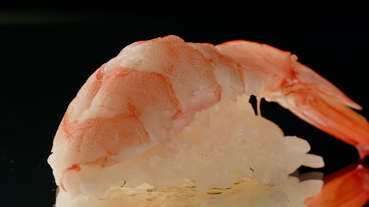 사시미 접시, 일본식 레스토랑, 현대 카페에서 신선한 과 연어 조각, 전통 음식, 생선 은 물고기 요리, 오메가 3