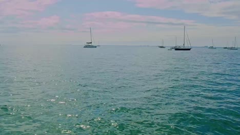 -Boats-by-the-ocean-in-Florida-Key-Biscayne