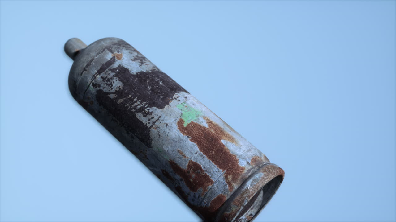 peligro viejo recipiente de gas oxidado