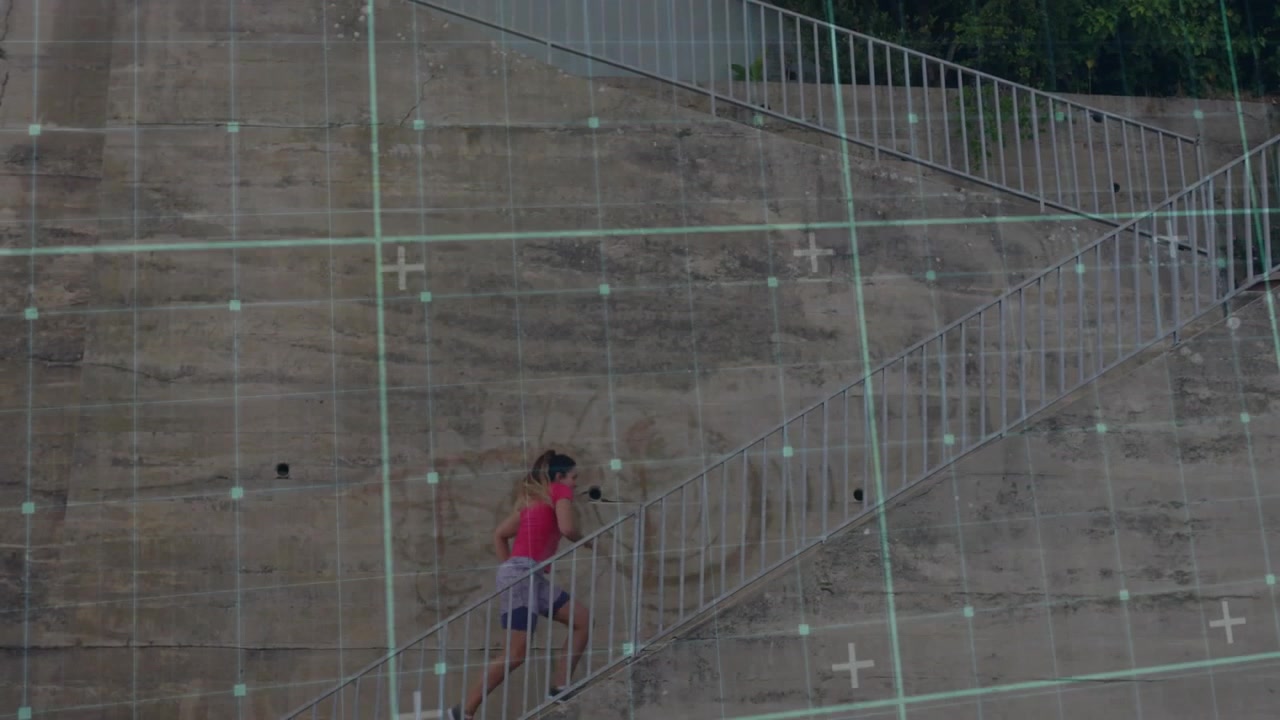 Mulher colocando a mão no corrimão ao entrar, ativando métricas animadas de condicionamento físico na escada