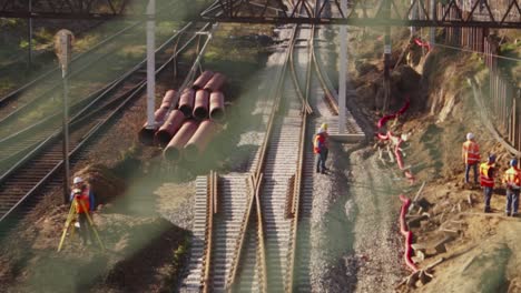 Sitio-De-Los-Trabajadores-De-La-Construcción-En-El-Ferrocarril