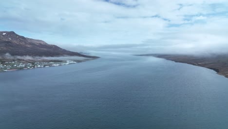 Faskrudsfjordur-Fiord-in-clouds---East-Iceland