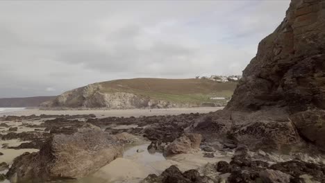 Una-Playa-Aérea-Revelada-En-Porthtowan