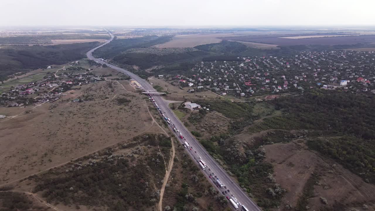 el tráfico en el puente de pontones.