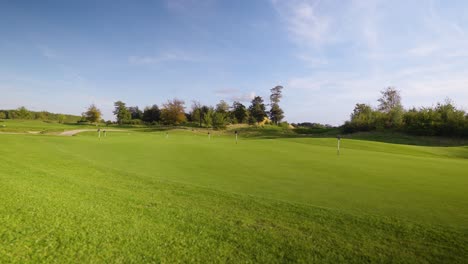 empty golf course, no golfers on the fairway