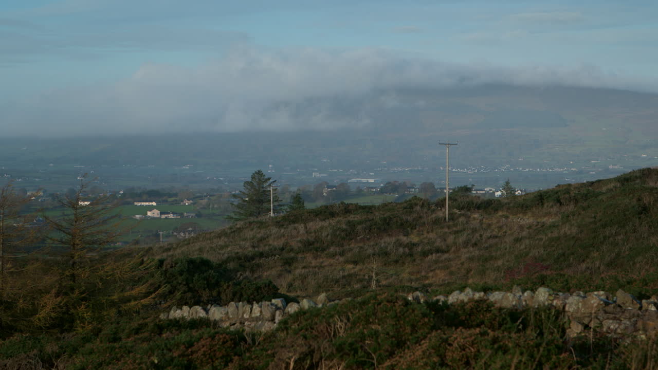 뉴리 근처의 플래그스타프 전망대에서 모른 산맥의 전망