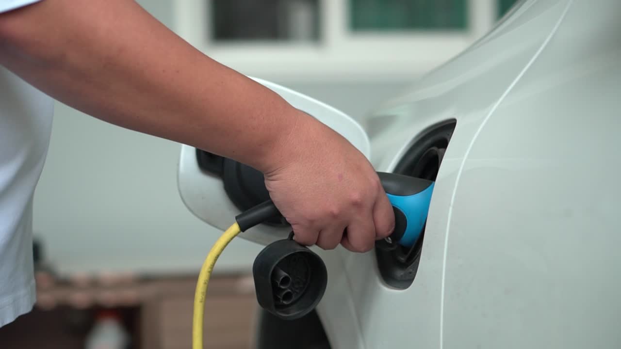 EV, elektrikli araç, elektrikli hibrit otomobil, güç şarjı, ev