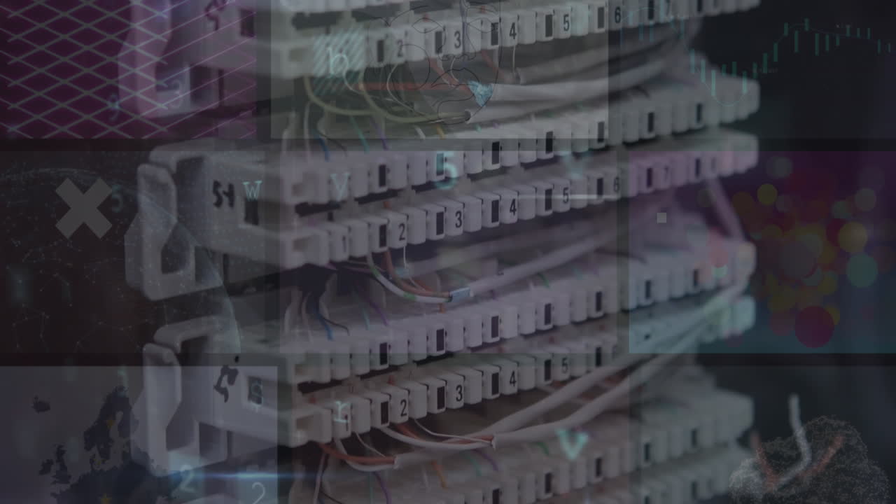 animación de texto de advertencia de cortafuegos y servidor sobre varios clips que se reproducen en pantallas compuestas