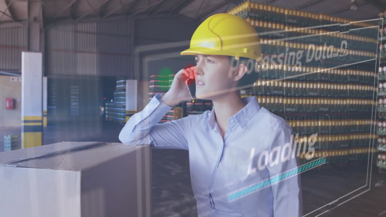 разговаривает по телефону, женщина на складе с обработкой данных анимация над сценой