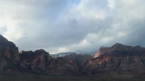 Cañón-De-Roca-Roja