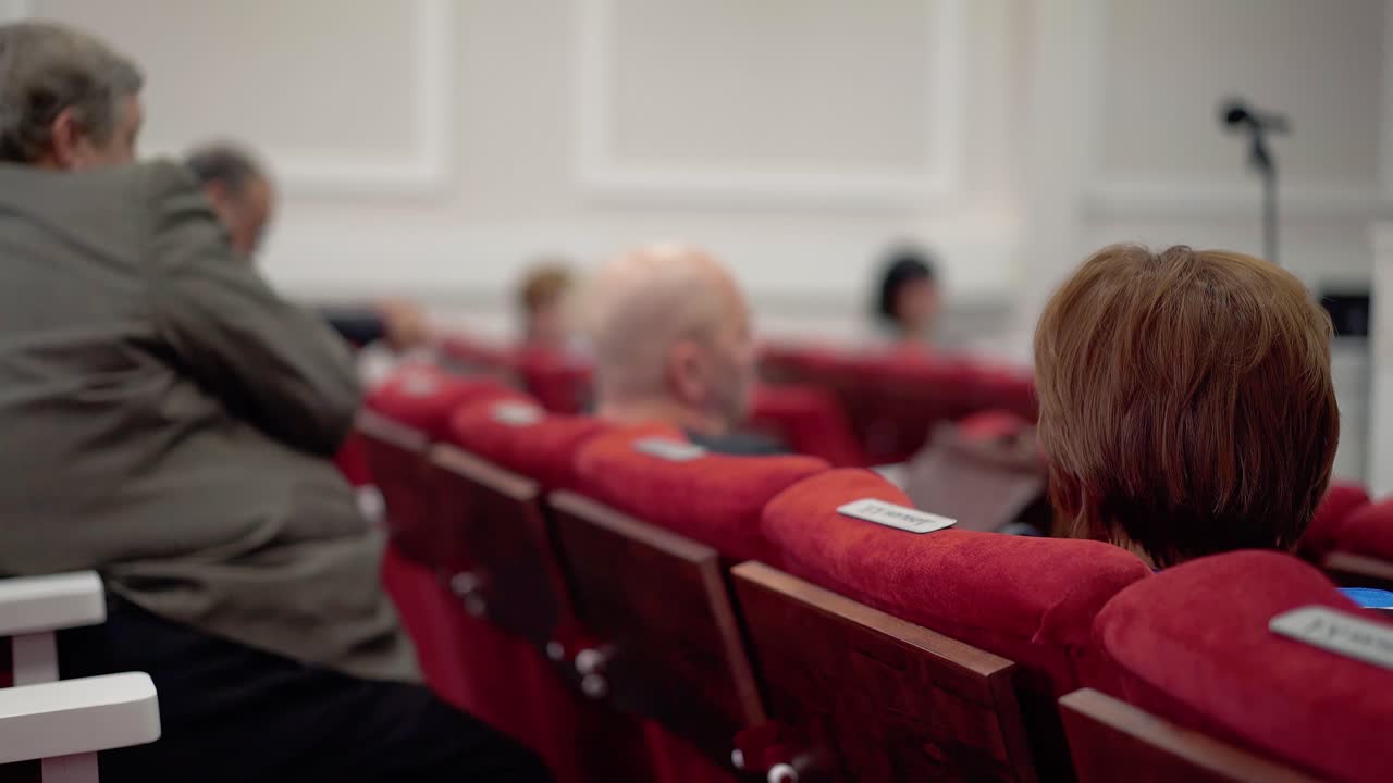 박사 학위 논문 방어 위원회 구성원