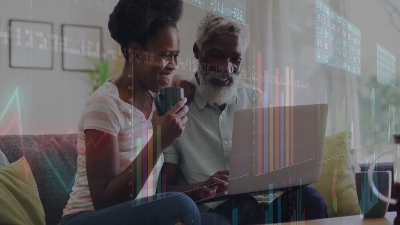 animazione dell'elaborazione dei dati finanziari su un padre afroamericano e una figlia adulta che usano un portatile.