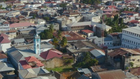 pivoting on stone town zanzibar cropped hd