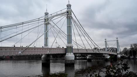 a time-lapse of albert bridge from battersea park in the evening