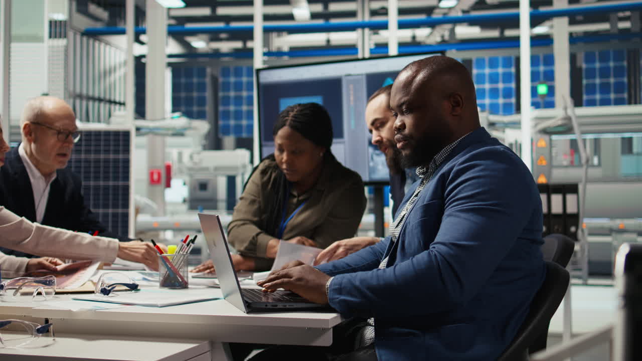 Photovoltaics Plant Engineering Team Works On Breakthroughs