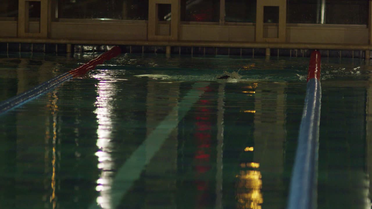 ночное плавание