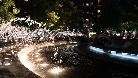 columbus circle nyc fuentes en la noche