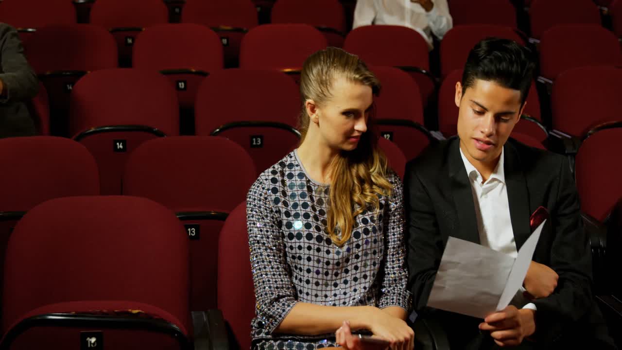 Couple reading script 4k