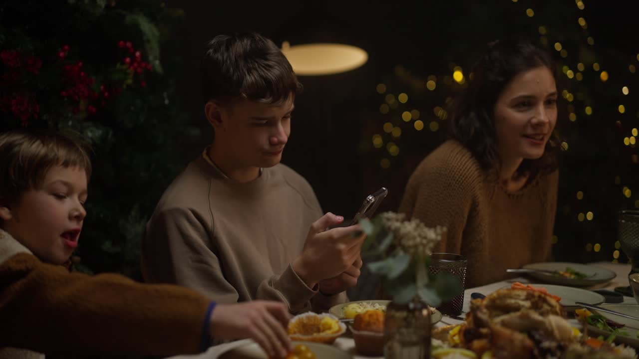 Family Dinner During Christmas