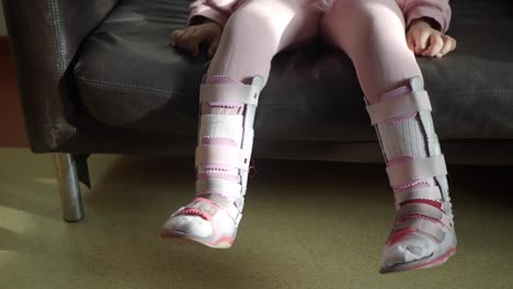 child with leg cast