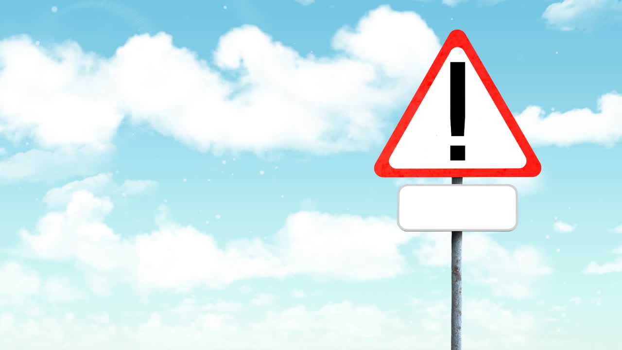 animación de un cartel de advertencia con espacio de copia contra las nubes en el cielo azul