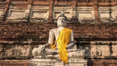 buddha statues unveiled at ancient brick temple