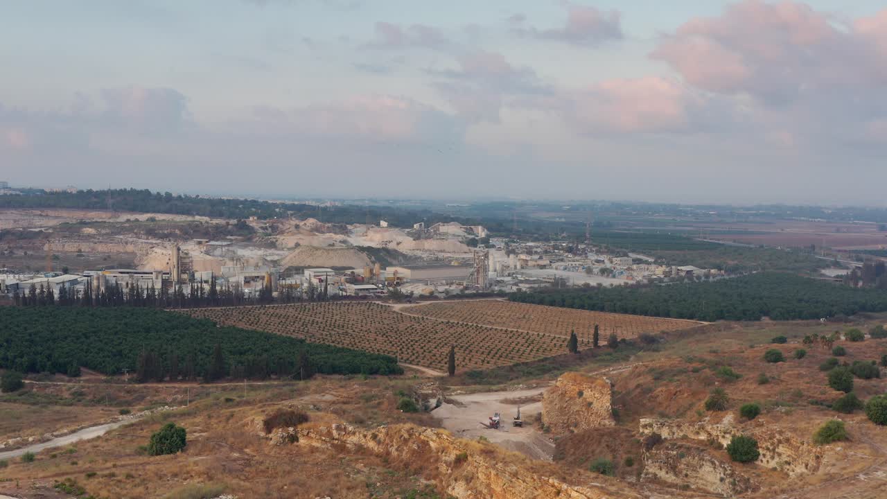 산업 및 농업 풍경 공중 사진