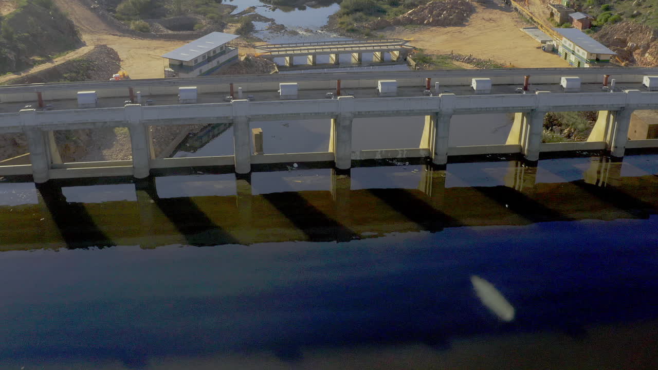 4k drone footage of a dam in the Western Cape