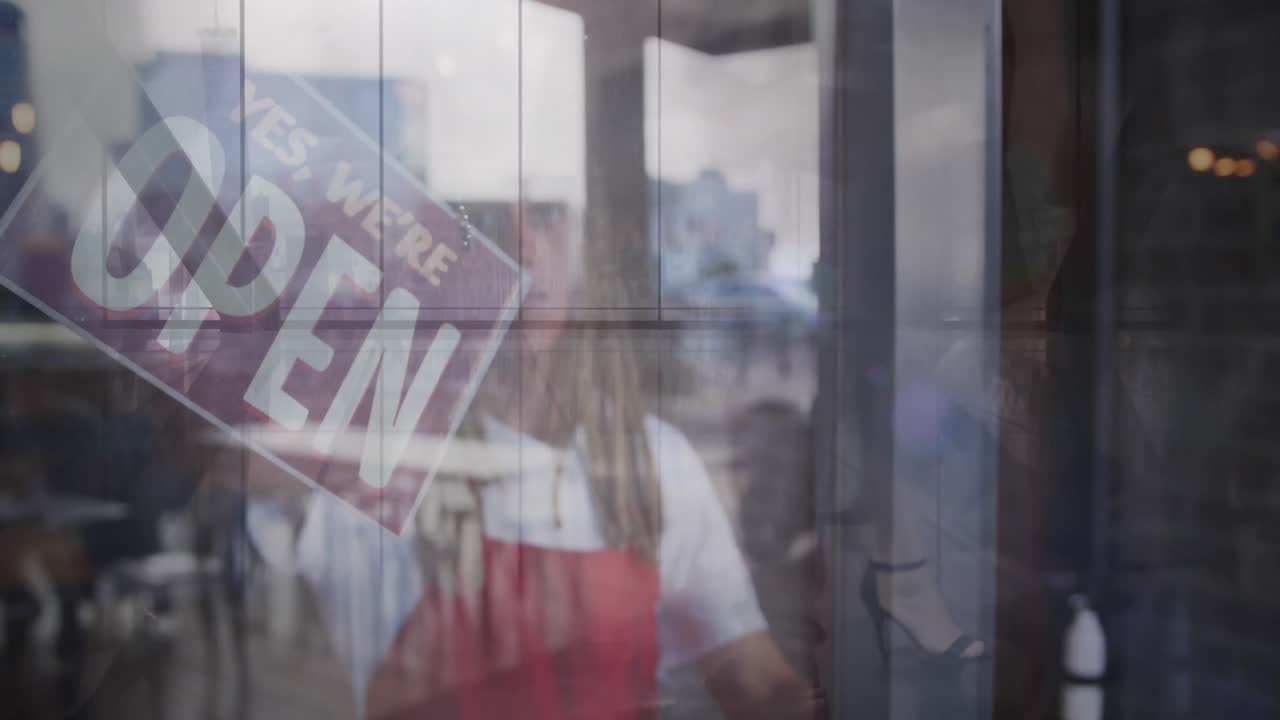 animación del paisaje sobre el hombre que trabaja en la cafetería