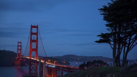 hermosa vista nocturna del puente golden gate