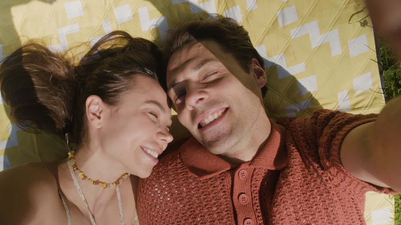 A couple enjoying a picnic