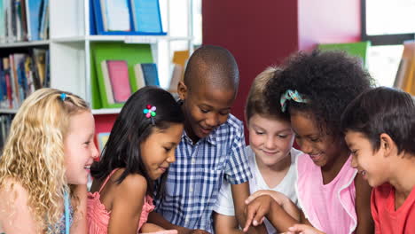 animation of smiling schoolchildren using tablet classroom