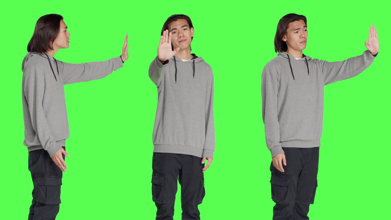 손바닥으로 정지 표지판을 보여주는 모델