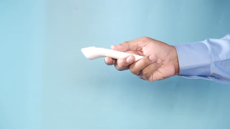 handheld non-contact thermometer