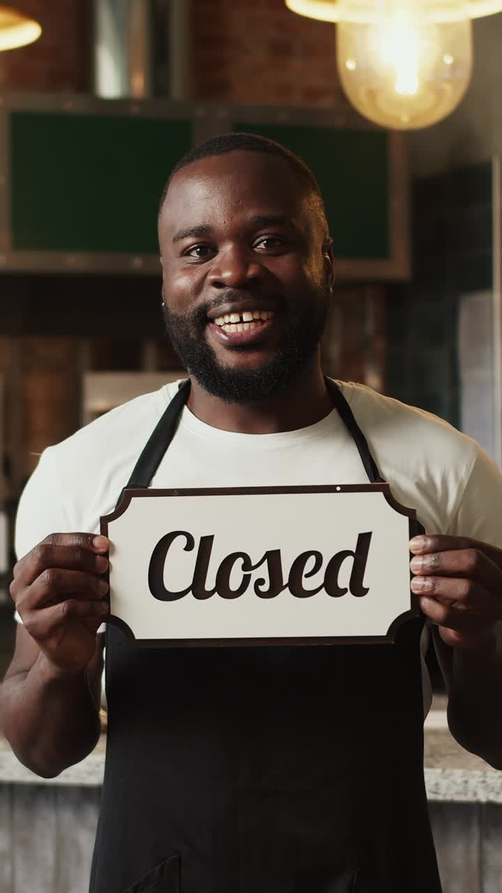 Restaurant Closed Sign