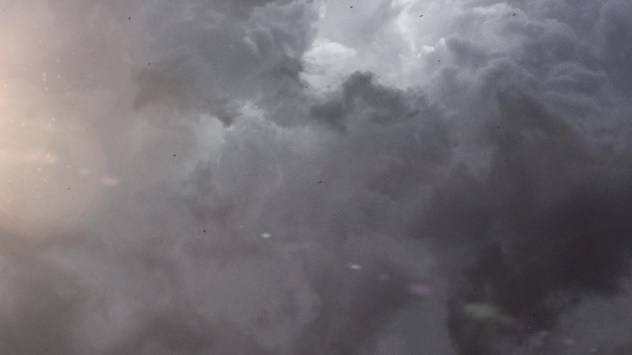 nube gris con sol naranja