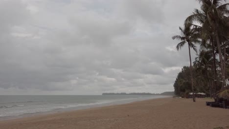 playa mar arena y cielo